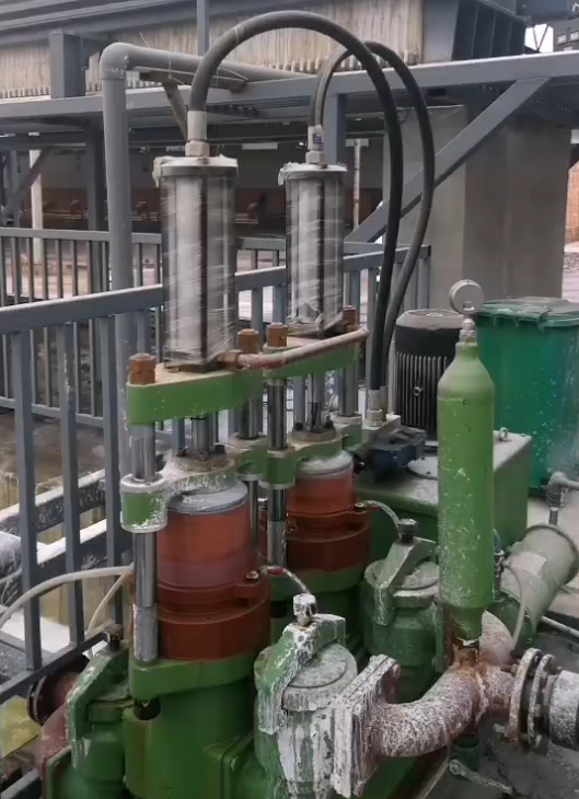 磚廠脫硫廢水處理YBH200陶瓷柱塞泵使用現(xiàn)場 磚廠脫硫廢水處理YBH200陶瓷柱塞泵使用現(xiàn)場